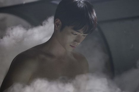 Kang-joon Seo - Are You Human - Filmfotos