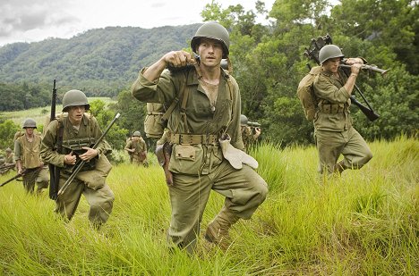 Tom Budge, James Badge Dale, Josh Helman - Pacifik - Guadalcanal/Leckie - Z filmu