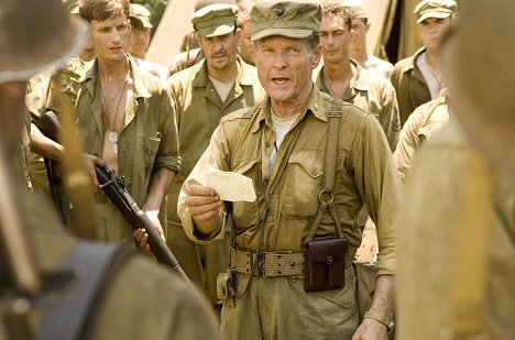 William Sadler - El pacífico - Basilone - De la película