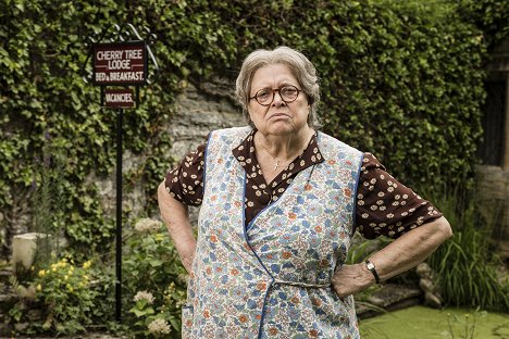 Lynda Baron - Father Brown - The Theatre of the Invisible - Photos