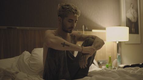 Bill Kaulitz - Tokio Hotel: Hinter die Welt - Z filmu