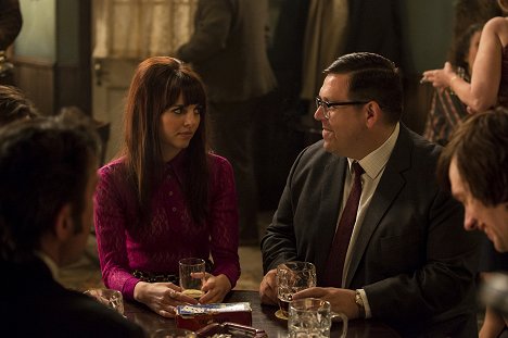 Ophelia Lovibond, Nick Frost - Mr. Sloane - Happy New Year, Mr. Sloane: Part 2 - Film