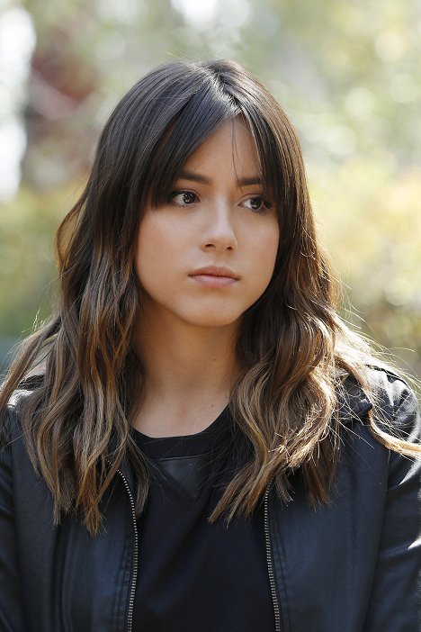 Chloe Bennet - MARVEL's Agents Of S.H.I.E.L.D. - Alte Wunden - Filmfotos