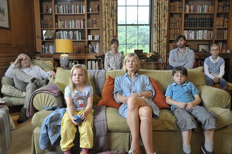 Billy Connolly, Rosamund Pike, Bobby Smalldridge, David Tennant - What We Did on Our Holiday - Film