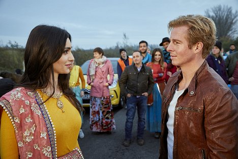 Stefania Kavas, Daniel Roesner - Alarm für Cobra 11 - Die Autobahnpolizei - Hooray for Bollywood - Photos