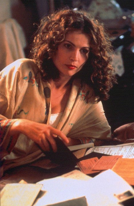 Julia Ormond - Varian's War - Photos