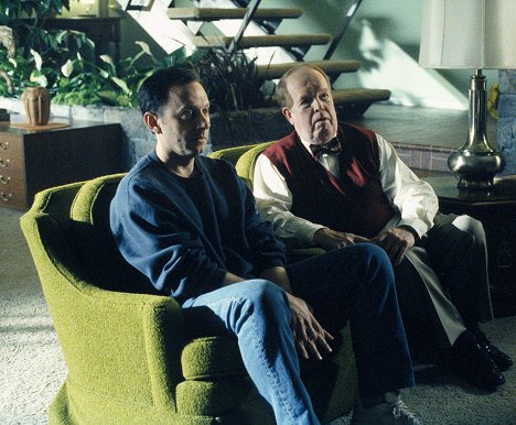 Michael Emerson, John Aylward - The X-Files - Sunshine Days - Photos