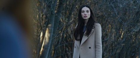 Crystal Reed - Incident in a Ghostland - Photos
