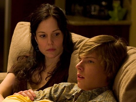 Mary-Louise Parker, Hunter Parrish - Weeds - Free Goat - Photos