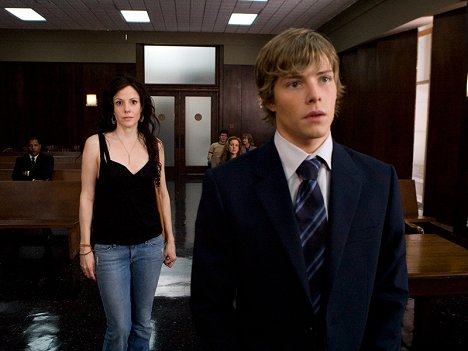 Mary-Louise Parker, Hunter Parrish - Weeds - The Brick Dance - Photos