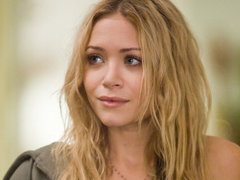 Mary-Kate Olsen - Weeds - He Taught Me How to Drive By - Photos