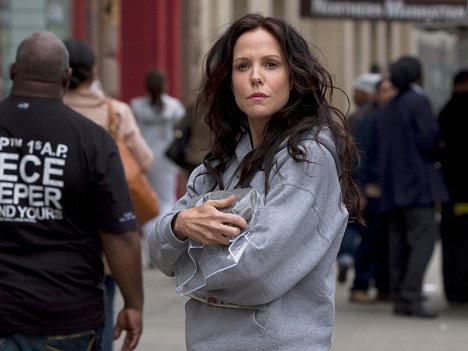 Mary-Louise Parker - Weeds - Bags - Filmfotos