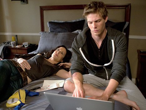 Mary-Louise Parker, Hunter Parrish - Weeds - See Blue and Smell Cheese and Die - Photos