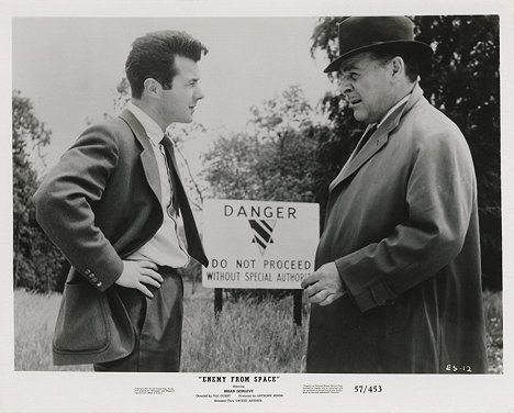 Bryan Forbes, Brian Donlevy - Quatermass 2 - Lobby Cards