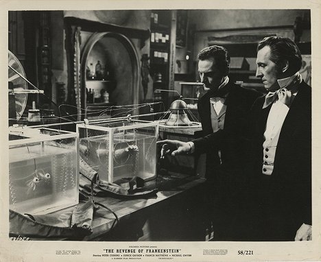 Francis Matthews, Peter Cushing - The Revenge of Frankenstein - Mainoskuvat