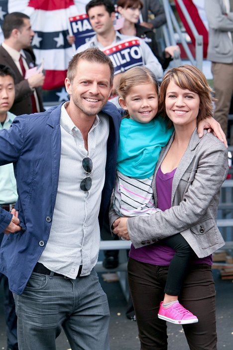 Carmine Giovinazzo, Anna Belknap - CSI: New York - Ohne Worte - Werbefoto