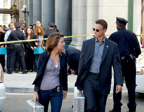 Anna Belknap, Gary Sinise - CSI: NY - Misconceptions - Photos