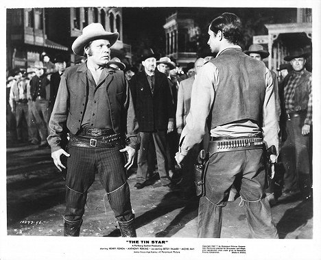 Neville Brand, Anthony Perkins - The Tin Star - Lobby Cards