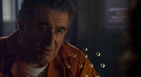 Saul Rubinek - Leverage - The Last Dam Job - Photos