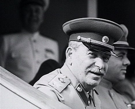 Joseph Vissarionovich Stalin - 8 mai 1945 La Capitulation - Z filmu