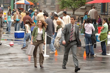 Anna Belknap, Eddie Cahill - CSI: NY - Charge of This Post - Photos