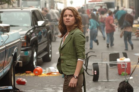 Anna Belknap - CSI: Nueva York - Charge of This Post - De la película