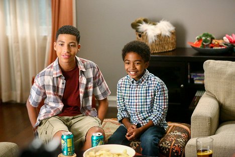 Marcus Scribner, Miles Brown - Black-ish - Andre from Marseille - Do filme