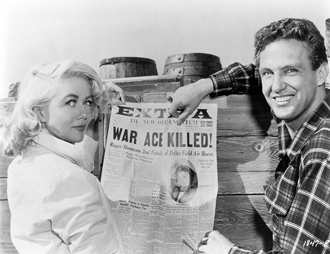 Dorothy Malone, Robert Stack - The Tarnished Angels - Making of