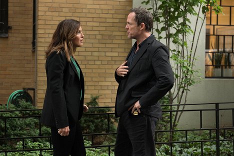 Mariska Hargitay, Dean Winters - Ley y Orden: Unidad de Víctimas Especiales - Mood - De la película