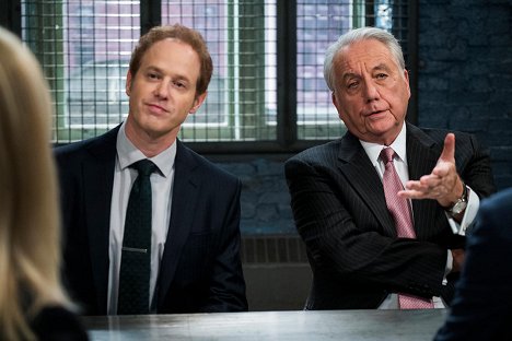 Raphael Sbarge, Bob Gunton - New York, unité spéciale - Le Patriarche - Film