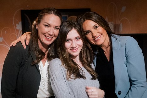 Elizabeth Marvel, Charlotte Ray Rosenberg, Mariska Hargitay - New York, unité spéciale - La Cerise sur le gâteau - Tournage