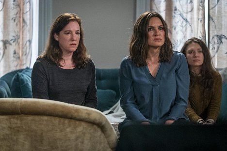Wendy Hoopes, Mariska Hargitay, Cole Bernstein - Law & Order: Special Victims Unit - Townhouse Incident - Photos