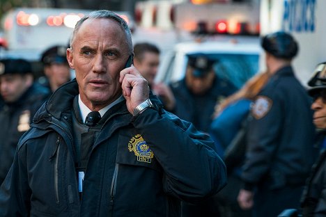 Robert John Burke - Law & Order: Special Victims Unit - Townhouse Incident - Photos