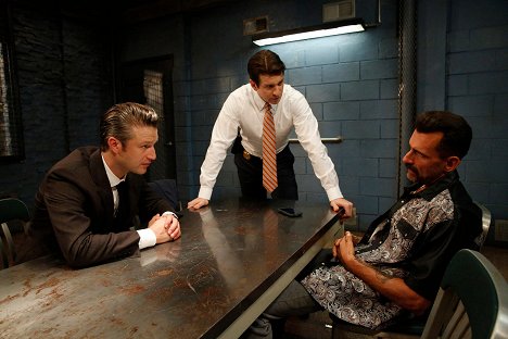 Peter Scanavino, Andy Karl, Wass Stevens - Law & Order: Special Victims Unit - Maternal Instincts - Photos