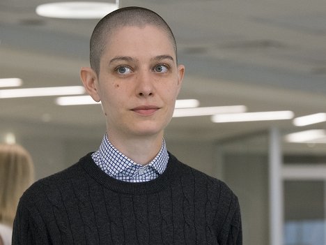 Asia Kate Dillon - Billions - Tie Goes to the Runner - Photos
