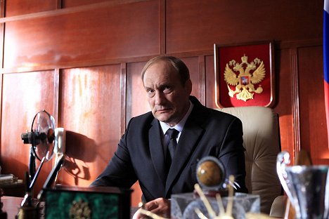 Evgeniy Sidikhin - Kanikuly preziděnta - De la película