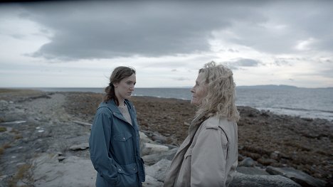 Ingvild Holthe Bygdnes, Guri Johnson - Monster - Filmfotók