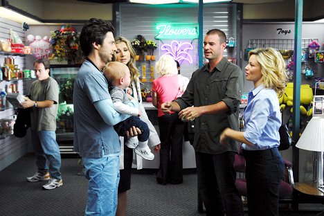 Zach Braff, Sarah Chalke, Scott Foley, Elizabeth Banks - Scrubs - My Cuz - Photos