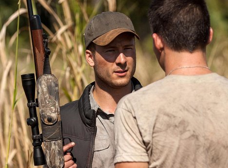 Glen Powell - Wind Walkers - Jagd in den Everglades - Filmfotos