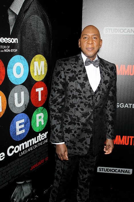 New York Premiere of LionsGate New Film "The Commuter" at AMC Lowes Lincoln Square on January 8, 2018 - Colin McFarlane - Cizinec ve vlaku - Z akcí