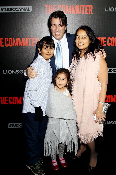 New York Premiere of LionsGate New Film "The Commuter" at AMC Lowes Lincoln Square on January 8, 2018 - Philip de Blasi - Cizinec ve vlaku - Z akcí