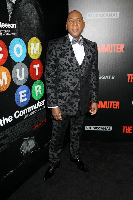 New York Premiere of LionsGate New Film "The Commuter" at AMC Lowes Lincoln Square on January 8, 2018 - Colin McFarlane - Pasażer - Z imprez