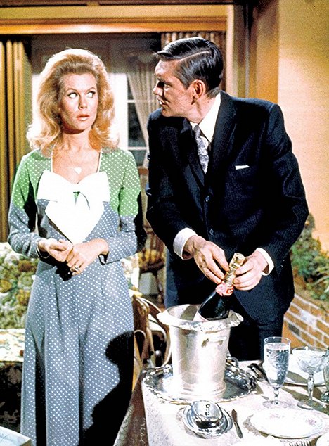 Elizabeth Montgomery, Johnny Whitaker - Bewitched - Photos