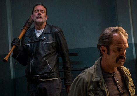 Jeffrey Dean Morgan, Steven Ogg - The Walking Dead - Die rechte Hand - Filmfotos