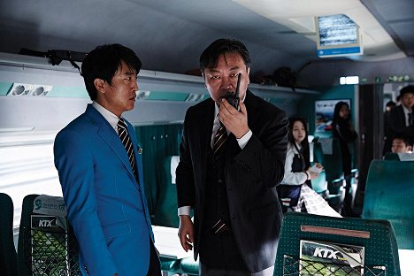 Hyeok-jin Jang, Ee-seong Kim - Vlak do Pusanu - Z filmu
