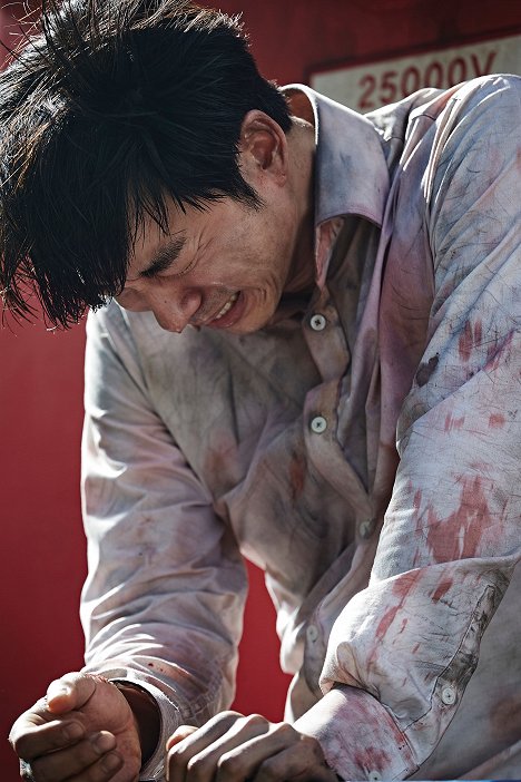 Yoo Gong - Train to Busan - Photos