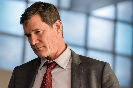Dylan Walsh - Unforgettable - Shelter from the Storm - Do filme