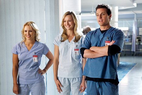 Nicky Whelan, Kerry Bishé, Michael Mosley - Scrubs - Our Histories - Photos