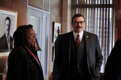 Whoopi Goldberg, Tom Selleck - Blue Bloods - Crime Scene New York - Help Me, Help You - Photos