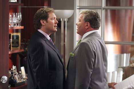 James Spader, William Shatner - Boston Legal - Can't We All Get a Lung? - Photos
